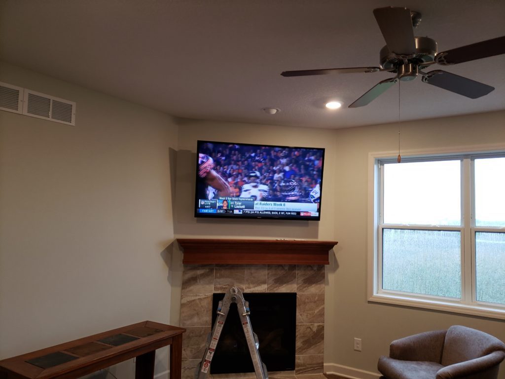 Screen mounting work